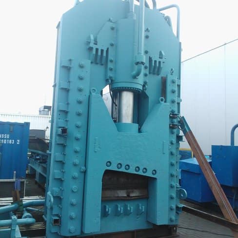550 ton guillotine shear head infeed conveyor 1